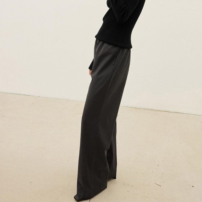 Juicy Couture Wool Blended Loose Fit Pants Set