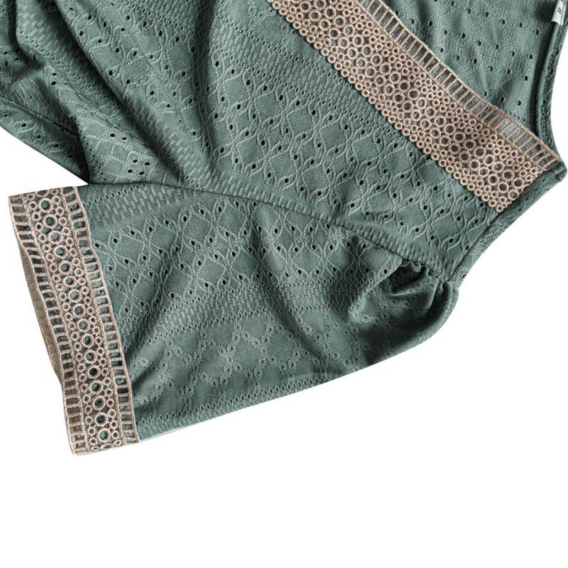 Женская вставка, весенне-летняя темпераментная пригородная рубашка, однотонные блузки с v-образным вырезом и короткими рукавами