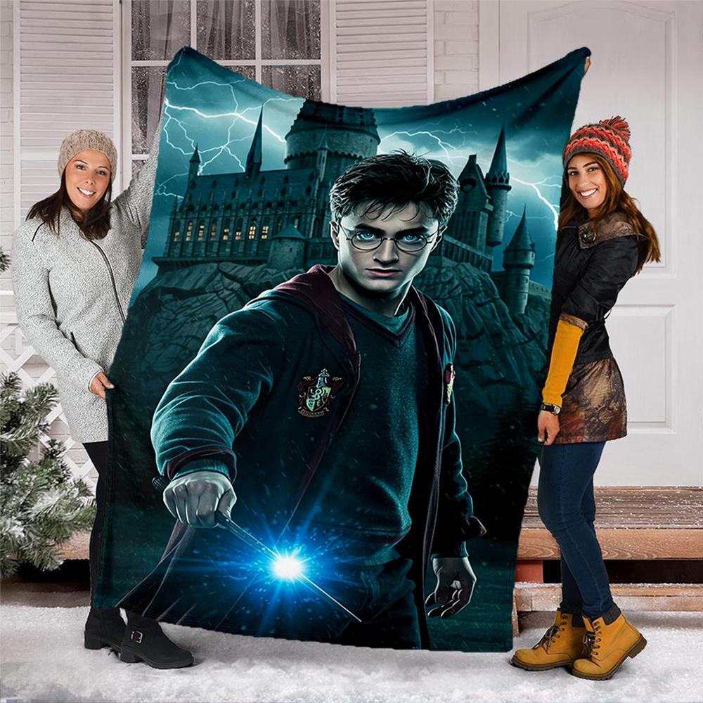 1pc Hogwarts, Wizarding World, Magic Digital Printed Flannel Blanket, Super Soft Plush  Bed Cover for Sofa, Bed, Office, Outdoor Blanket