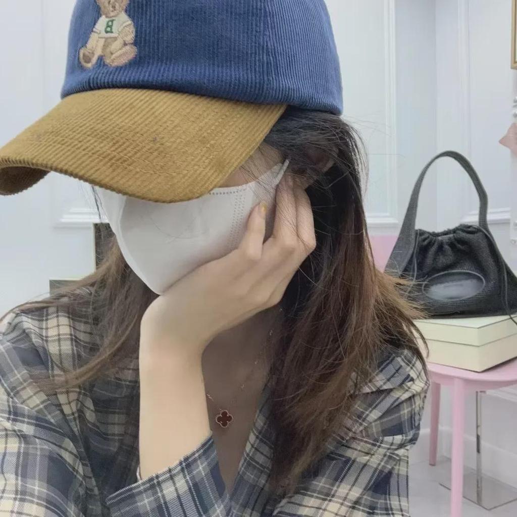 Модная бейсболка вельвета 2024 года с изображением маленького коричневого медведя для женщин и мужчин, идеально подходит для весны и осени