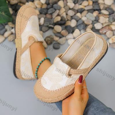 Женские балетки 2025 Лето Новые Винтажное плетение Дышащие Повседневные туфли Вышивка Легкие Удобные Полушлепанцы