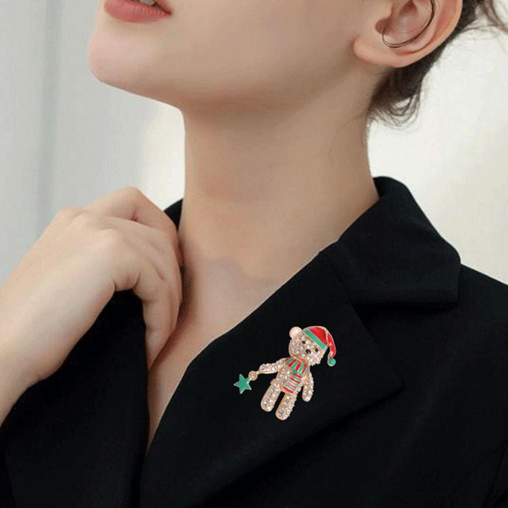 Full Rhinestone Cartoon Collar Pin Cartoon Christmas Bear Brooch Unique Decoration