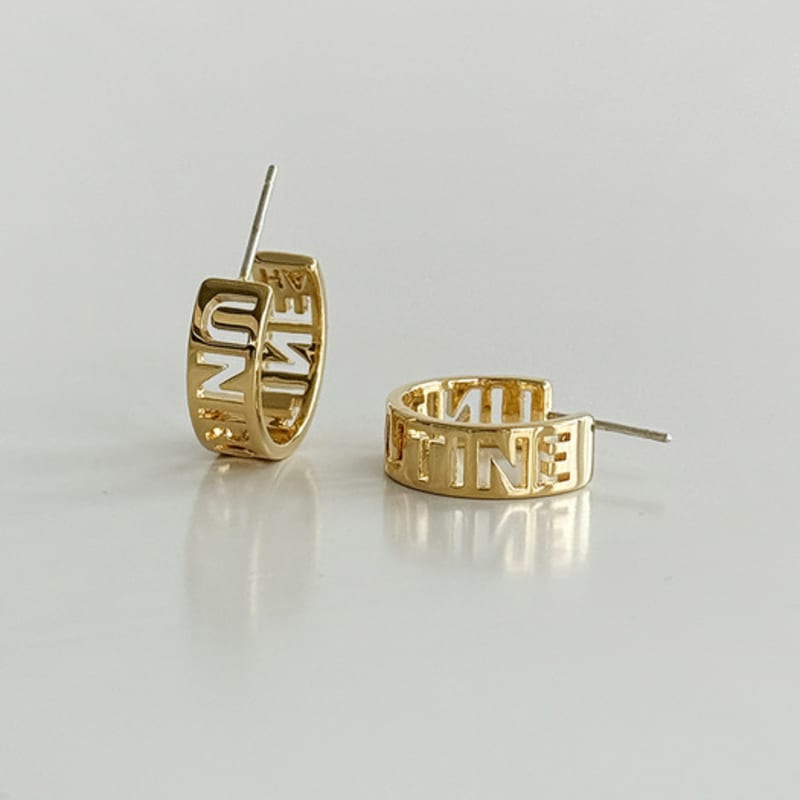 August Harmony Small Unroutine Hoop Earring / 3color