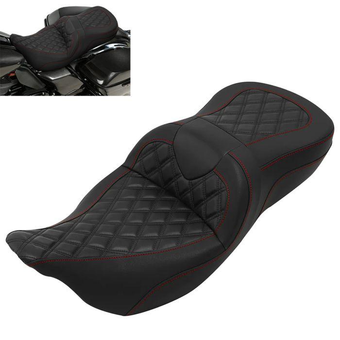 Selle biplace - Harley-Davidson Touring (2008–2025) - Similicuir hydrofuge noir/rouge - Assise profonde - Soutien dorsal