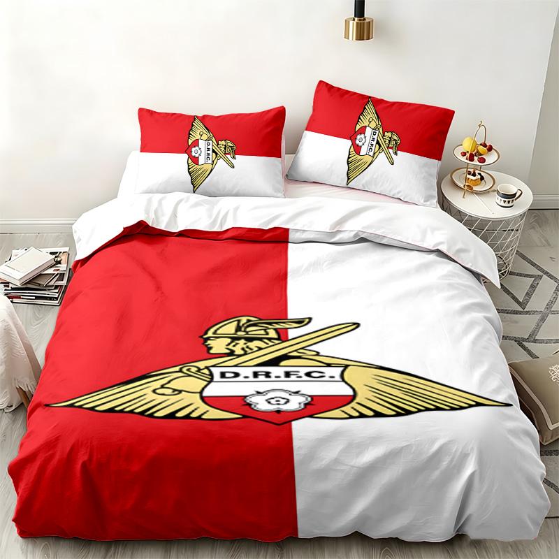 Doncaster Rovers Комплект из 3 предметов Идеально подходит для спальни Удобный комплект постельного белья включает пододеяльник и две наволочки Идеальный подарок на день рождения или Рождество