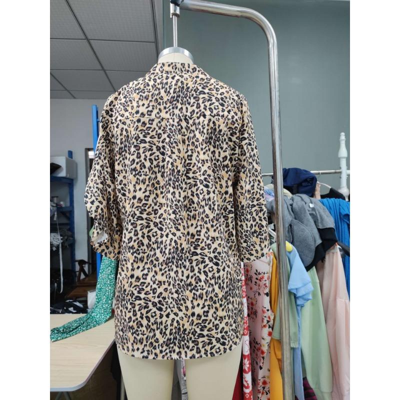 Женская летняя и осенняя рубашка свободного кроя с V-образным вырезом и принтом «лепестки» из шифона