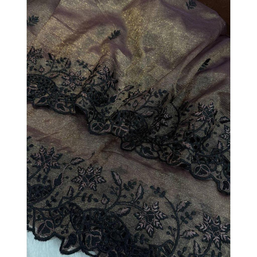 Present a New Exclusive Designer Saree Collection