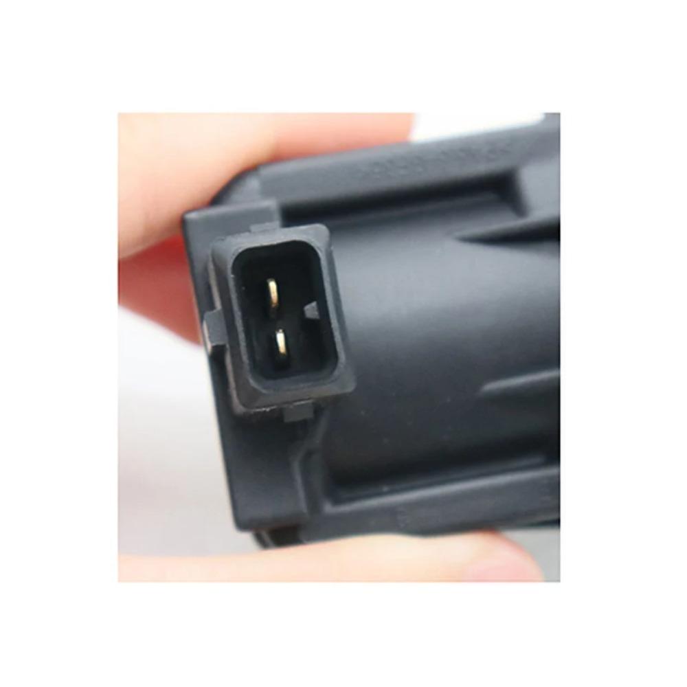 11657602293 Turbocharger Diverter Valve For BMW X3 X5 X6 F80 F35 F30 F20 F10 11657601058 7590581 11657590581
