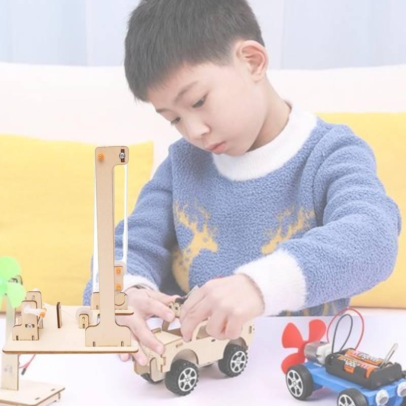 Creative Wooden Diy Hand-cranked Crane Kit For Elementary Students Stem Education