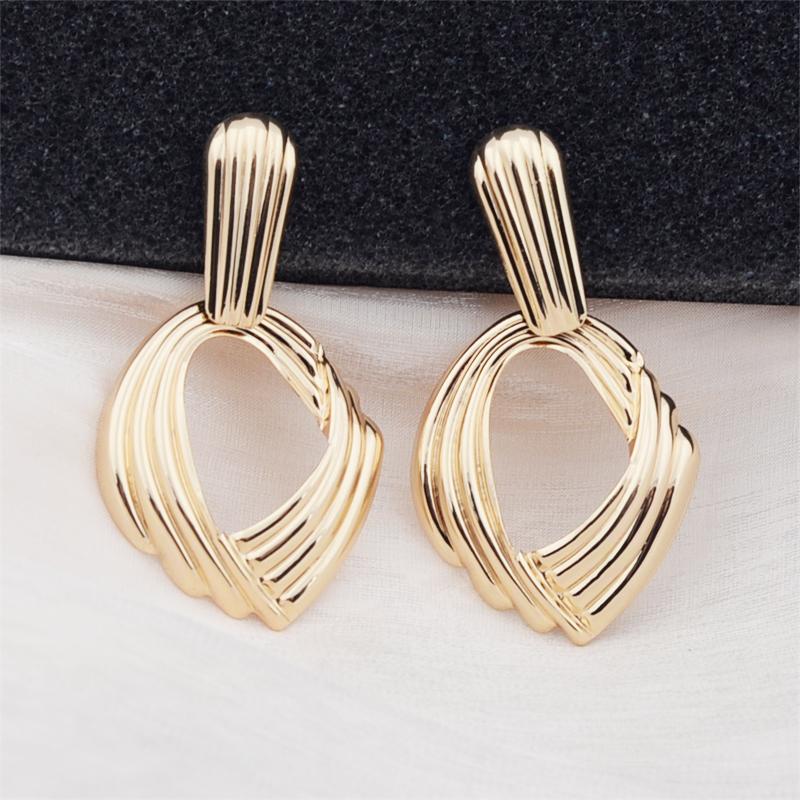 Преувеличенные геометрические неправильные серьги-подвески из гладкого металла с завитком для женщин, темпераментные украшения
