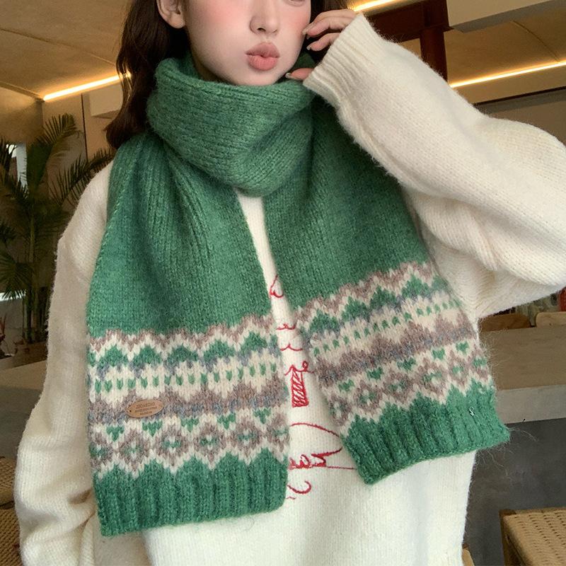 Christmas Scarf Women's Korean Version Retro Knitted Versatile Thick Autumn and Winter Warm Student Couple Scarf
