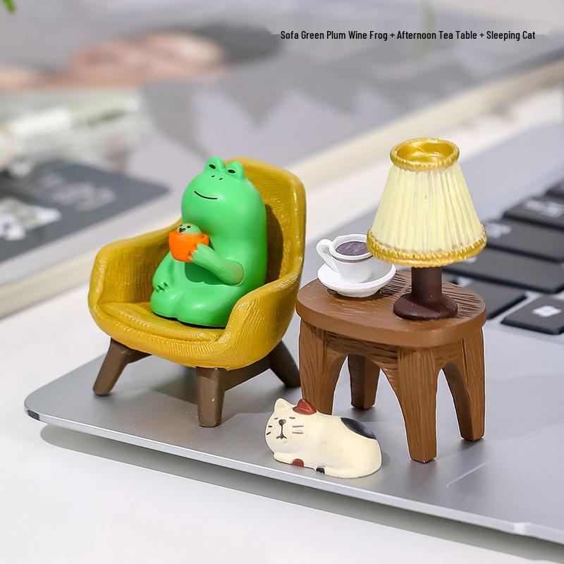 Милая фигурка лягушки из мультфильма Rui Jie: Настольное снятие стресса и офисное украшение