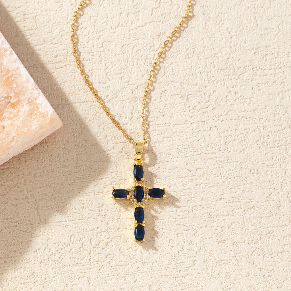 Necklace Copper Gold-plated Full Diamond Retro Light Luxury High-end Titanium Steel Chain Does Not Fade Jewelry Women
