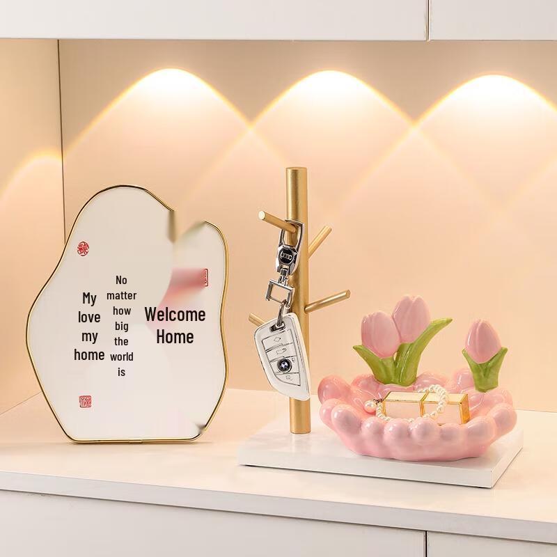 Приветственный поднос-органайзер для прихожей «Собака и белый тюльпан»