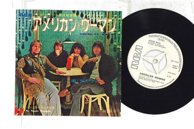 7-дюймовая пластинка GUESS WHO - American Woman / No Sugar Tonight SS1946PROMO RCA 1970 Япония Рок Б/У