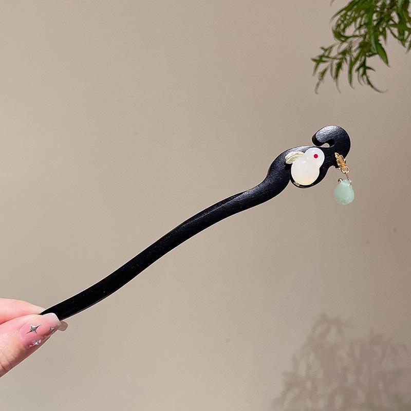 High-End Retro Chinese Tassel Hairpin for Women - Versatile Alloy Hair Clip for Elegant Updos