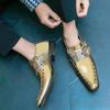 Brand Fashion Golden Glitter Leather Rhinestone Men Chelsea Shoes Size 46 Pointed Luxury Designer Shoes Men Couples Dress Shoes