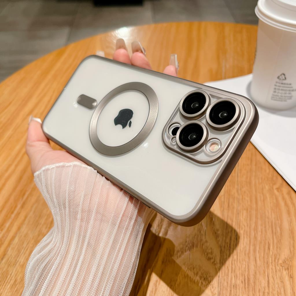 Роскошный магнитный чехол для Magasfe с беспроводной зарядкой для iPhone 15 14 Plus 13 12 11 Pro Max, прозрачный мягкий силиконовый чехол с матовым покрытием