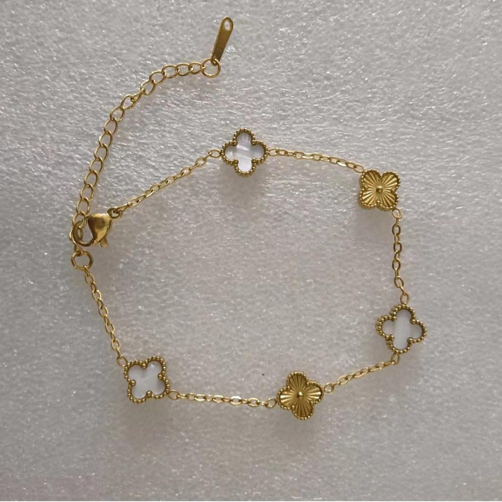 Модный браслет «Счастливый четырехлистный клевер» двухсторонний перламутровый лазерная гравировка «Цветок» 18К универсальный женский браслет