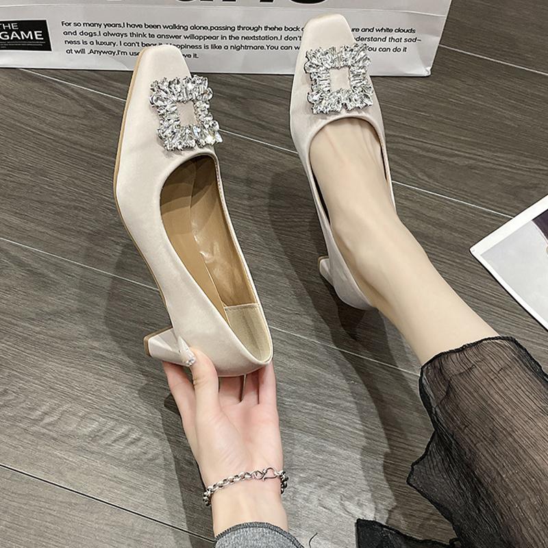 Модные женские туфли на низком каблуке с кристаллами, дизайнерские туфли с квадратным носком, осень 2024, новые модные туфли для ходьбы, туфли-лодочки, трендовые женские туфли Zapatos