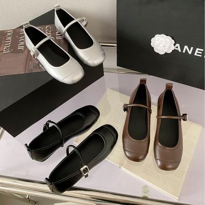 2025 весна новая обувь на плоской подошве женская с круглым носком с неглубоким вырезом туфли Мэри Джейн с ремешком на подъеме серебристая женская обувь