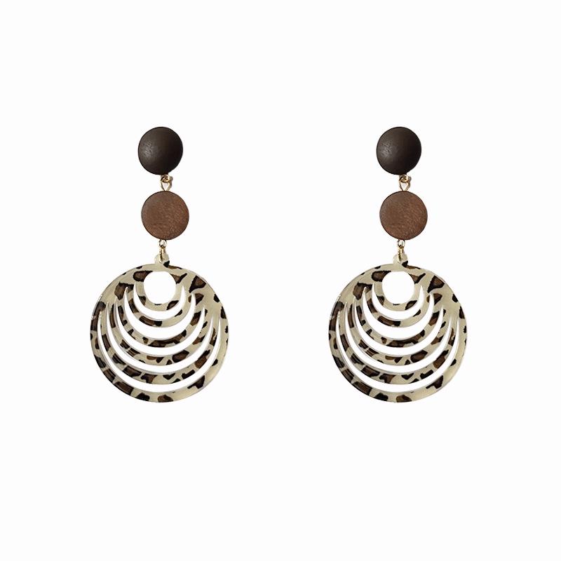 Серьги-гвоздики с цветочным леопардовым принтом из смолы - Ретро-дизайн с серебряной иглой