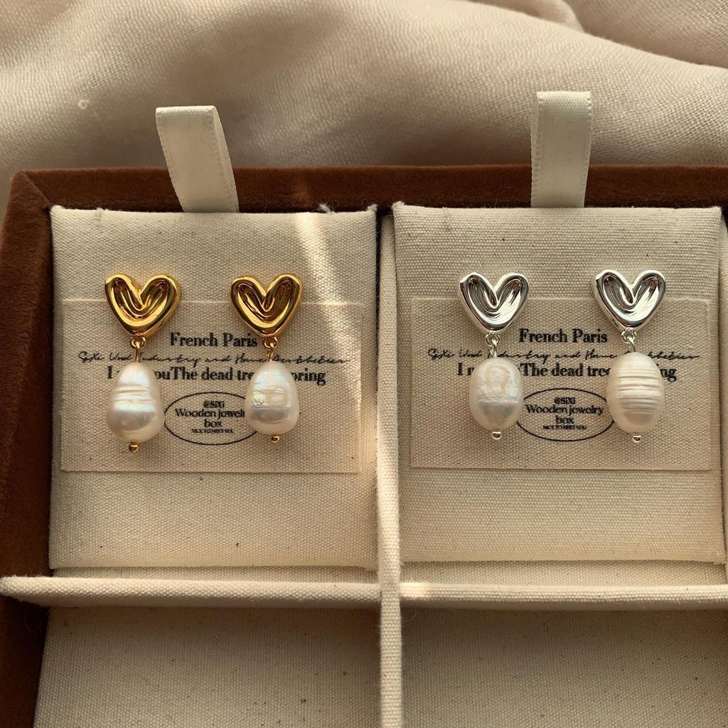 Sweet And Cool Heart-Shaped Baroque Pearl Stud Earrings, Soft And Elegant, Exquisite And Simple, Niche Everyday Stud Earrings