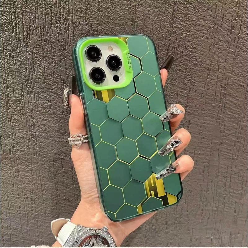 Стильный матовый ударопрочный жесткий чехол с узором "Соты" для Apple Iphone