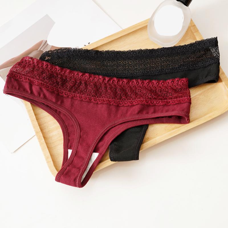 Sexy Women's Cotton Thong Low-Waist Lace Trim G-String Soft Breathable Snug-Fit Panties