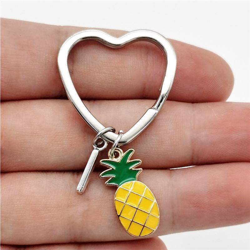26 Letters Initial Pineapple Keychain Heart Keyring Pineapple Pendant Jewelry Fruit Charms Best Friends Keychain Gifts