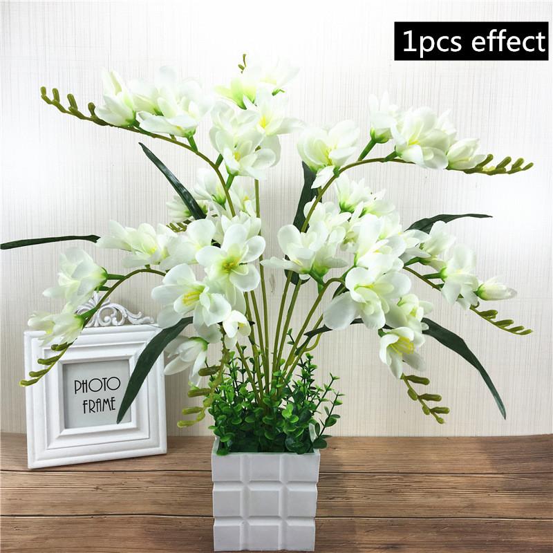 Искусственный цветок фрезии с 9 ветвями для домашнего декора гостиной