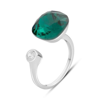 Серебряное кольцо с фианитами, вес изделия 4,8 гр (60002215)