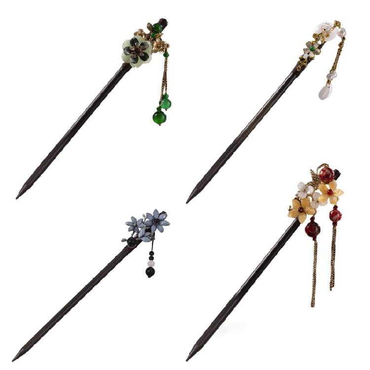 4pcs Traditional Chinese Wooden Hair Sticks With Elegant Floral And Tassels Detail Hair Accessories For Any Occasion