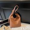 2025 Retro Solid Color Large Capacity Soft Leather Shoulder Bag