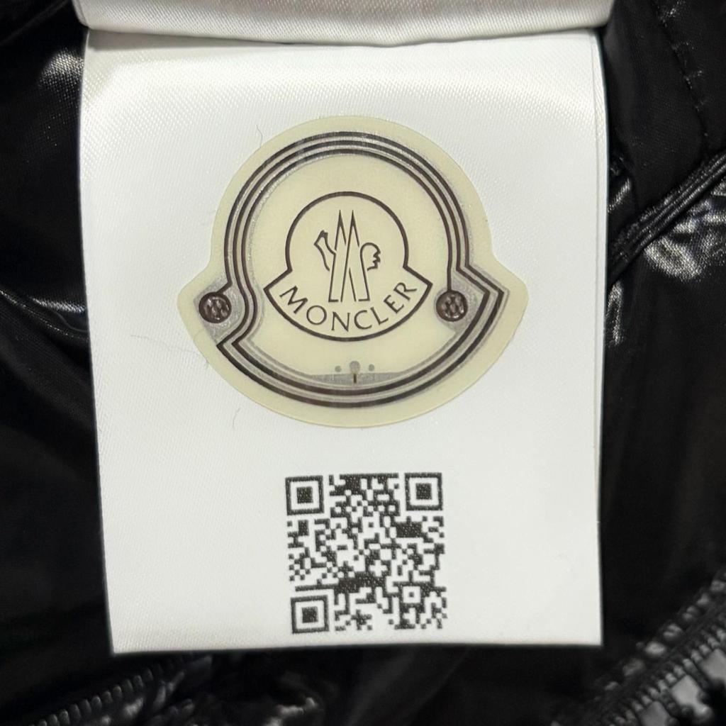 Used MONCLER LANOUXDown vest black/black Nylon mens