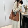 Large Capacity Commuter Handbag Bag Women's New Fashion Retro Shoulder Bag Casual Versatile Underarm Tote Bag
