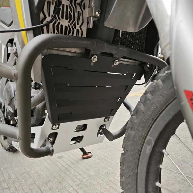 NEW-Motorcycle Engine Cover Fan Protector Crap Flap Radiator Guard Parts For Loncin VOGE 300 Rally 300 GY RALLY300