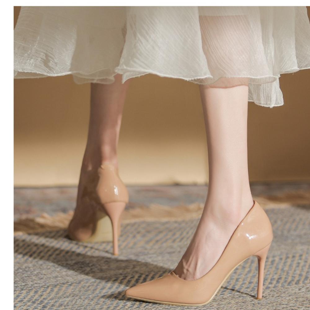 2025 New Women's Non-Chafing Nude High Heels - Sexy Patent Leather Stiletto Pointed Toe Soft Leather Bridesmaid Shoes XCY-930-1