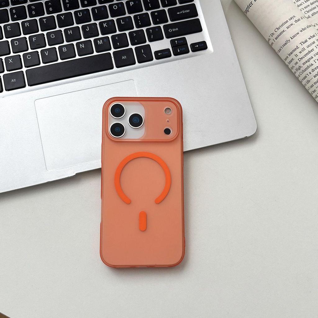 Магнитный матовый чехол «Ледяной туман» для iPhone 17 Pro Max - Полупрозрачный, Приятный на ощупь, Жесткая поликарбонатная защитная крышка
