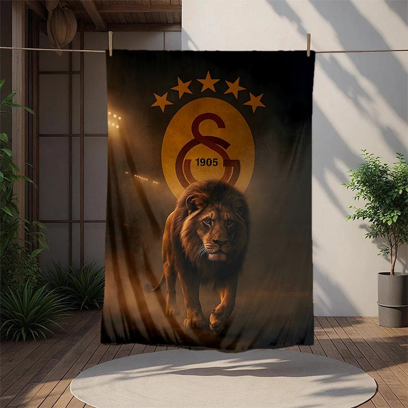 Galatasaray Flannel Blanket Soft Warm All-Season Throw, Design for Camping, Car Travel, Hiking Sofa, Bed, Office Perfect Gift for Parties