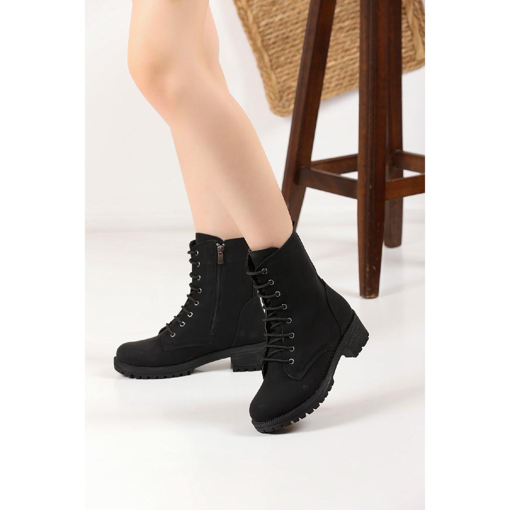 Женские зимние ботинки с длинными молниями и кружевом