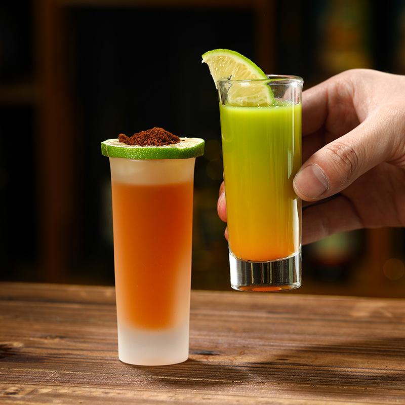 Набор из 8 шт. Стеклянные стаканы Простота Толстодонные стопки Прозрачные бытовые рюмки для ликера Спиртное Водка Бренди Коктейльные рюмки