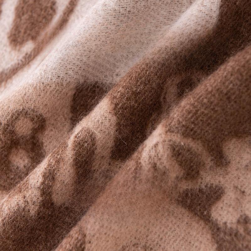 Pure Cashmere Scarf for Women To Keep Warm In Autumn and Winter New Style Jacquard Tassel Shawl