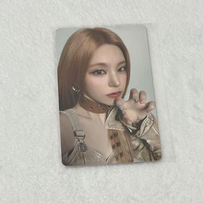 [ИСПОЛЬЗОВАННЫЙ] ITZY BORN TO BE in SEOUL Бонусная коллекционная карточка Йеджи от JYP