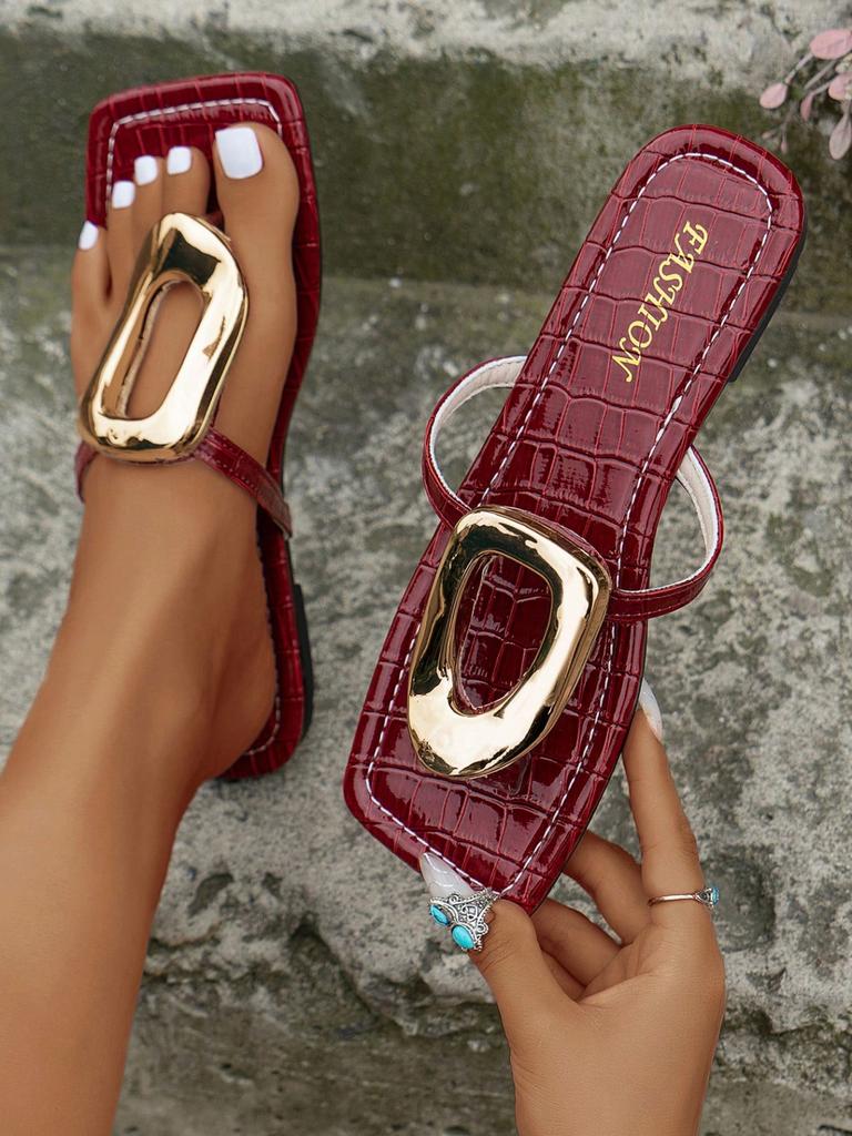 Fashion Wine Red Fashion Metal Footwear Women Slippers Flip Flops Summer Beach Female Slides Slippers Luxury Ladies Flats Sandals Shoes