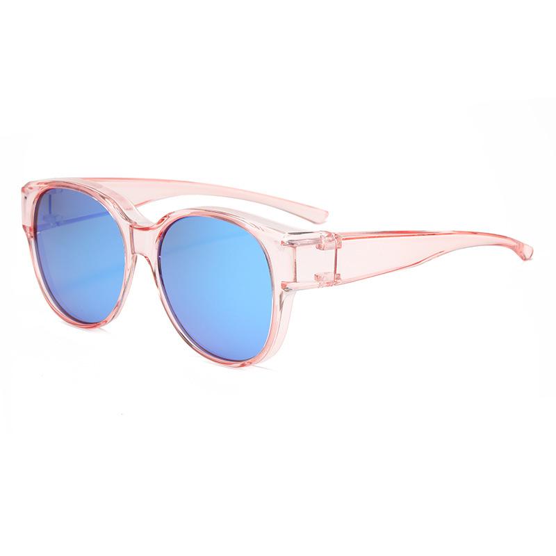 European & American Polarized Clip-on Sunglasses: Wear Over Prescription Glasses, Anti-UV, Trendy for Driving.
