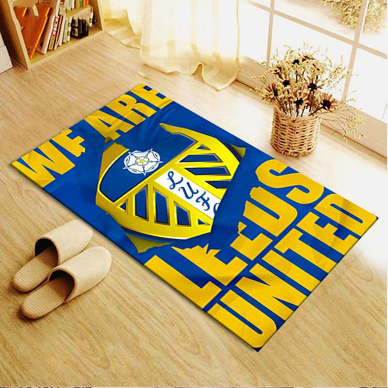 Новый ковер Leeds United 2025 для гостиной, спальни, дома, украшение дивана, детский игровой нескользящий коврик 66