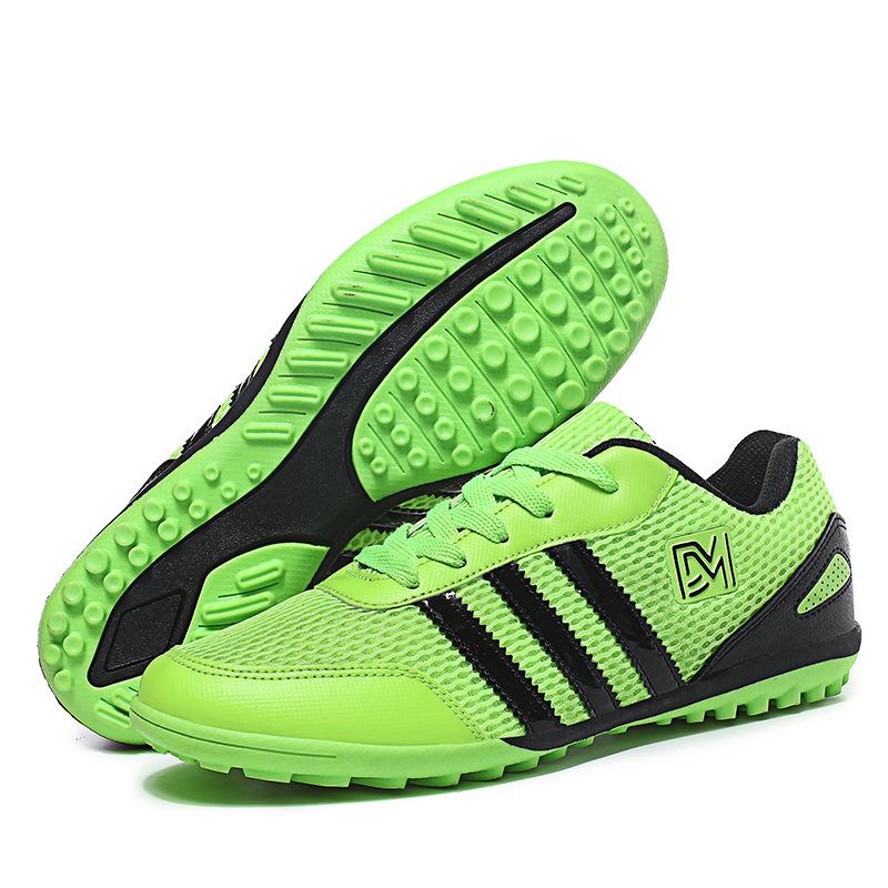 Atmungsaktive Fußballschuhe aus Mesh für Jungen (Alter 6–12) - Teenager TF Nieten-Wettbewerb