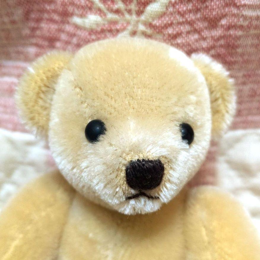 [USED] Handmade beige teddy bear with a small face, approximately 20cm