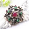 Women's Flower Brooch Resin Vintage Gold Color Hollowed-out Round Star Brooch